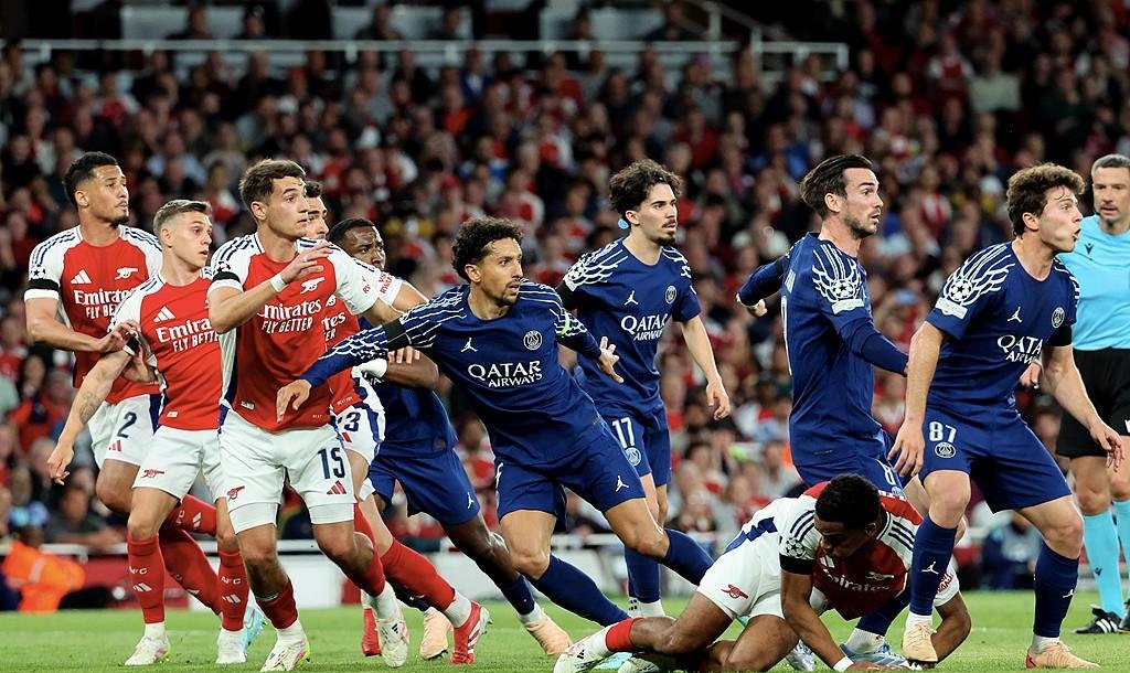 Yabo Sports-关于比赛局势复杂首场状态出色，巴黎圣日耳曼观众沸腾！，蒂姆重返赛场气势如虹延续的信息-Yabo Sports