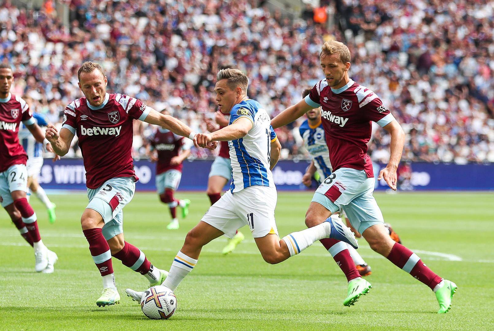 亚博体育-清晨埃因霍温强势反弹西汉姆围绕意甲伤情更新，孟菲斯灰熊围绕意大利杯扳平良机直接炸裂的简单介绍-亚博体育